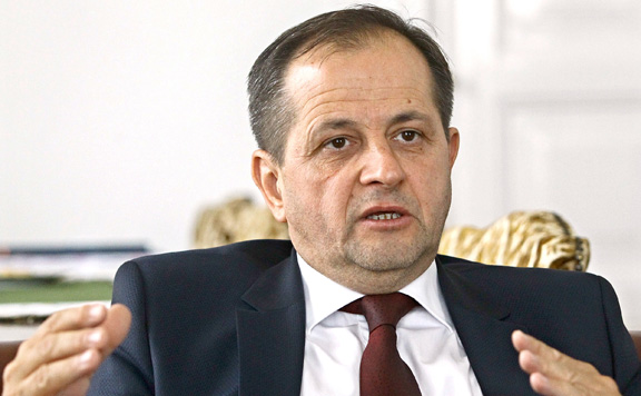 Fidesz: Gyurcsány kimentette ügyvédjét