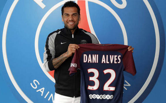 Fotó: mh Dani Alves távozik a Paris Saint-Germaintől