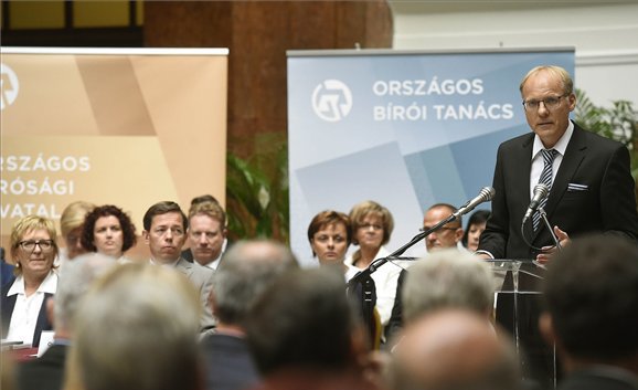 darák-bíróságnap576x356