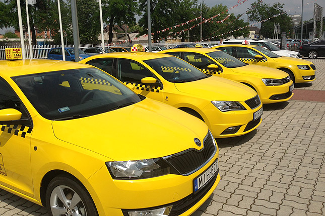 Sárga taxi