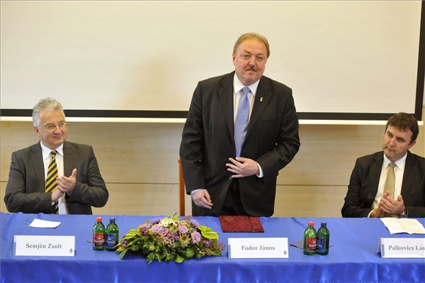 Forrás: mh Óbudai Egyetem