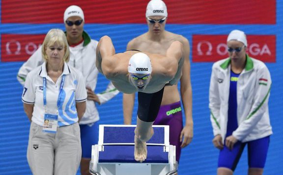 4x100 vegyes gyorsváltó