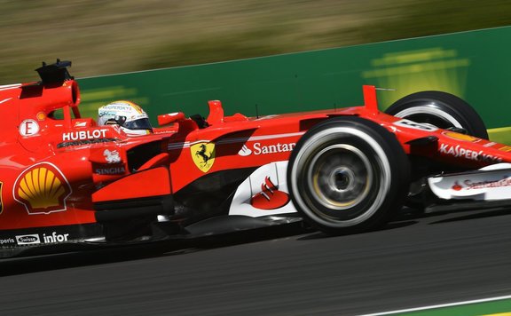 vettel hungaroring szabadedzés