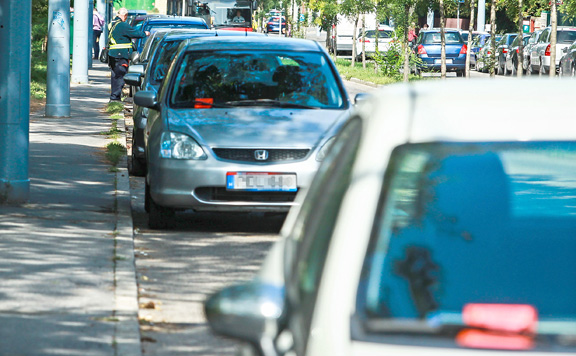 Applikáció segíti a parkolást Budapest belvárosában