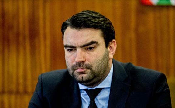 A Századvég  visszautasítja a jogi szakértője elleni politikai vádakat
