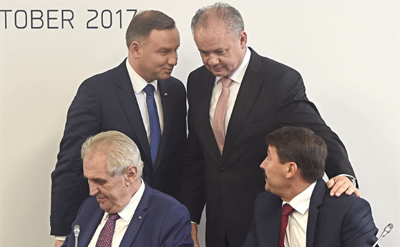 Forrás: mh V4-ek 20171016