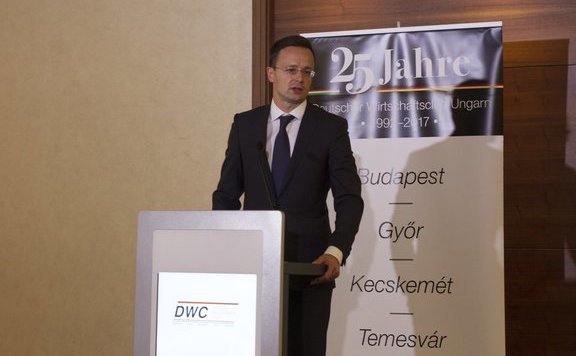 szijjártó német