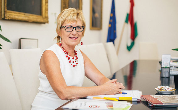 Handó Tünde 20171130