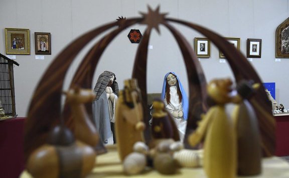 Megnyílt a betlehemijászol-kiállítás a Szent István-bazilikában