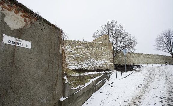 Eger városfal