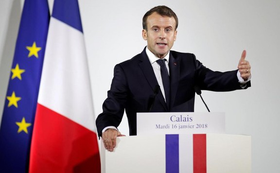 macron calais lead
