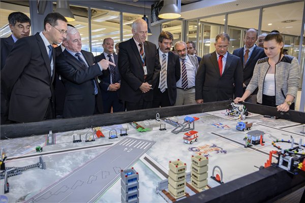 National Instruments