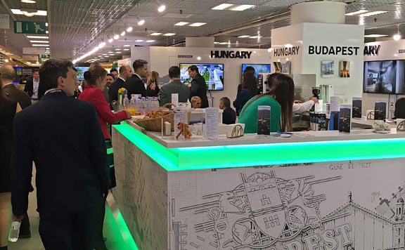 Cannes-magyar stand 20180314