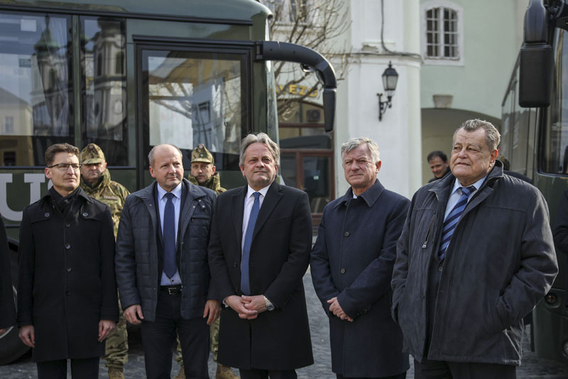 Honvédség-busz