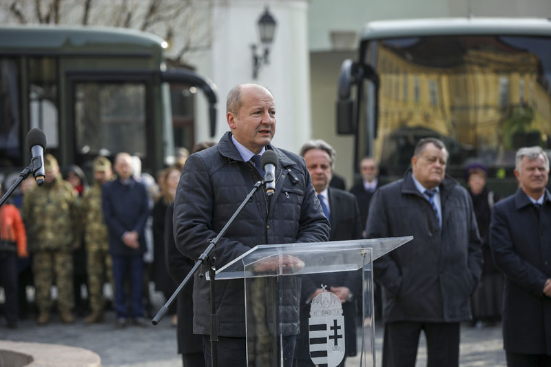Honvédség-busz