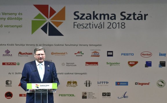 Parragh László