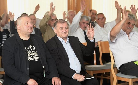 lezsák nemzeti fórum