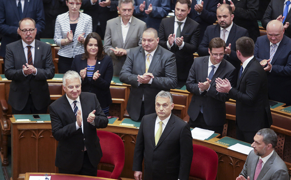 orbán eskü mh