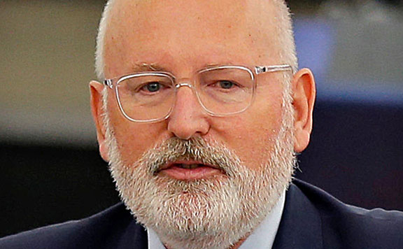 Századvég: Timmermans biztosként nem bizonyult sikeresnek