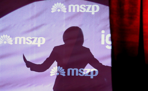 Nézőpont: Nem segítette az MSZP kampányát Frans Timmermans látogatása