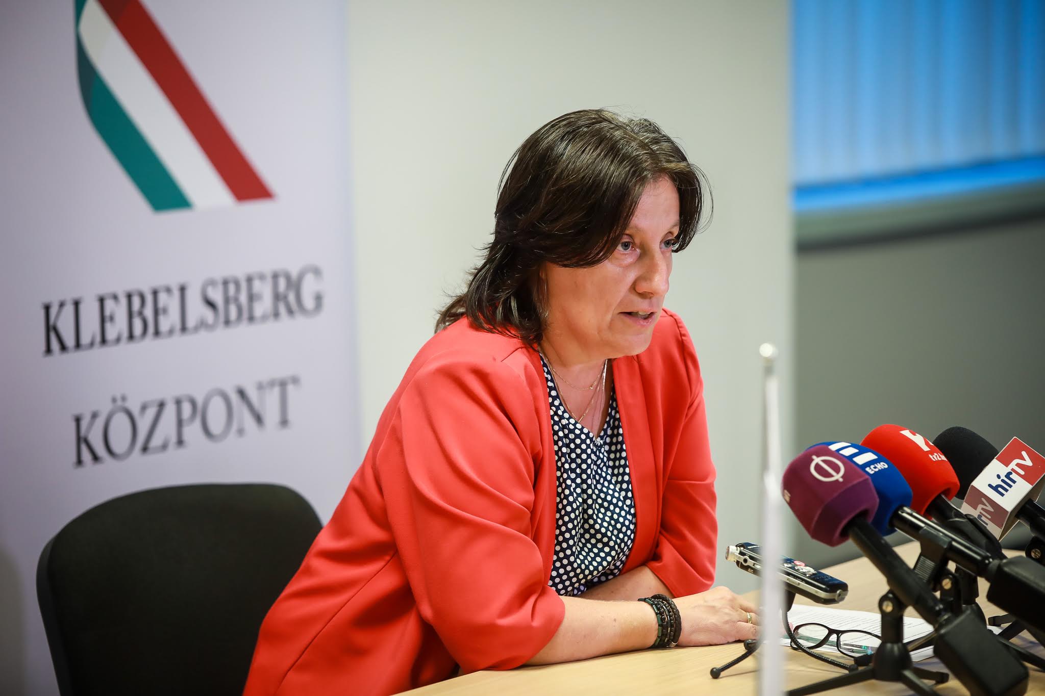 hajnal_gabriella_3.jpg