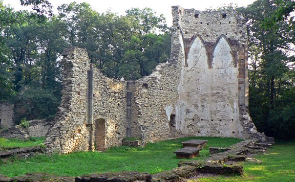 Nagyvázsony romtemploma 20180818