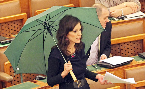 Forrás: mh Szél Bernadett 20180822