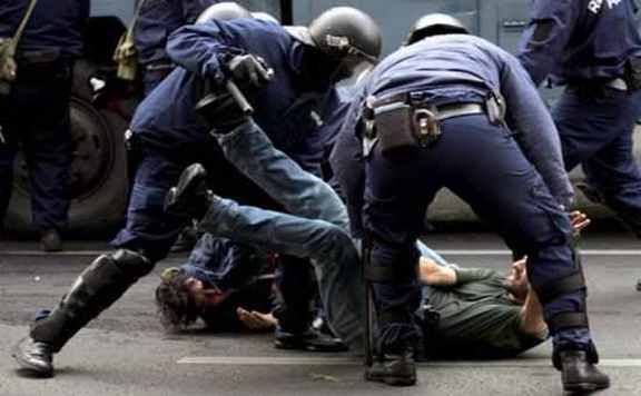 Rendőri brutalitás 2006