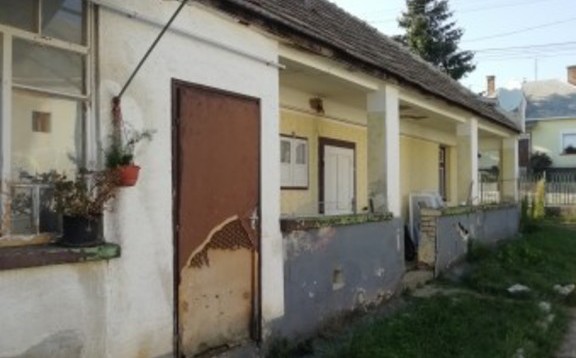 mónika576