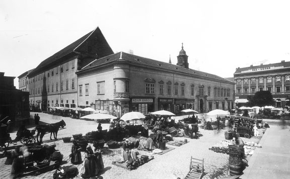 Városház tér 20180904