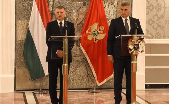 kövér montenegróban
