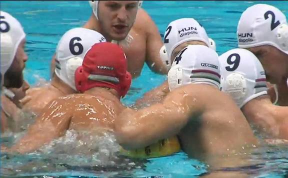 magyar japán vízilabda lead