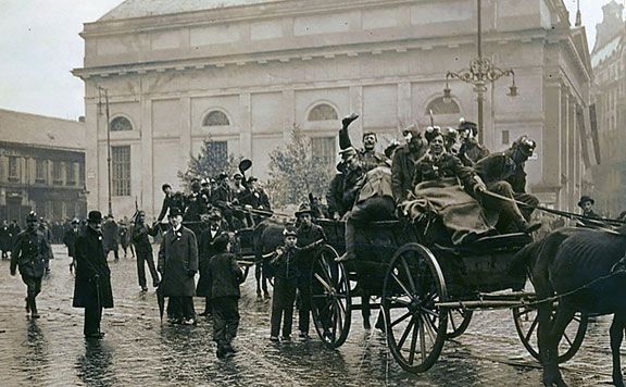 Forrás: mh Deák tér 1918 20181102
