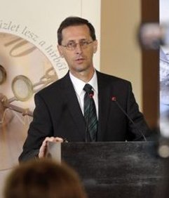 Varga Mihály konferencia nagy