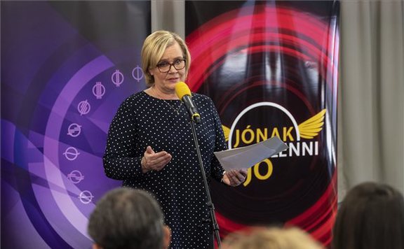 Siklósi Beatrix Jónak lenni jó!