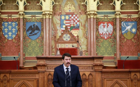 Forrás: mh Áder János 20181120