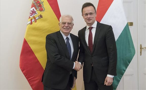 Szijjártó és a spanyol kül