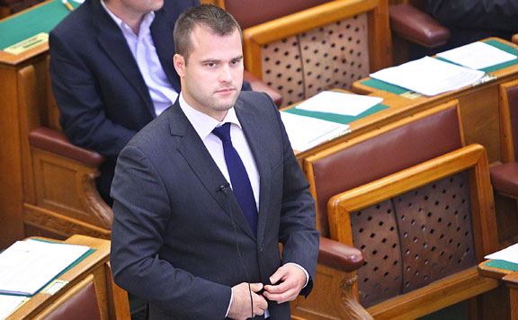 Forrás: mh Staudt Gábor 20190108