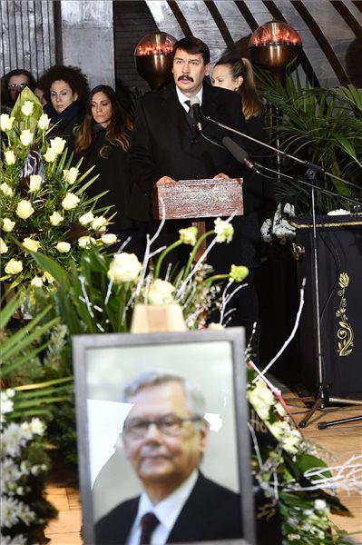 kósa ferenc áder