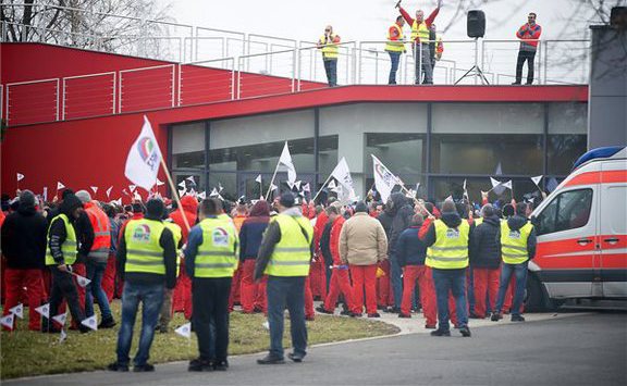 audi figyelmeztető sztárjk