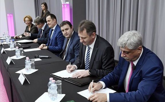 palkovics telecom t system