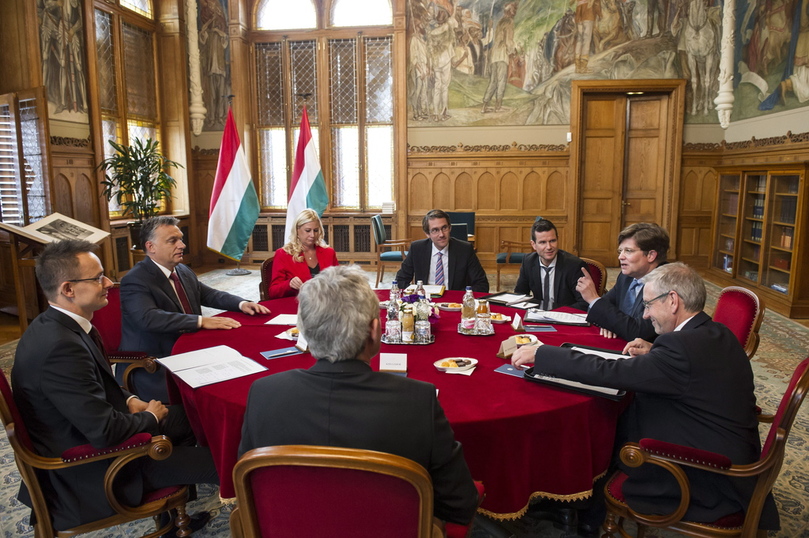 Orbán Viktor Daimler