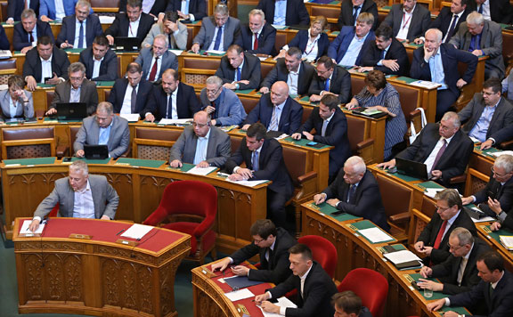 képviselők 20190217