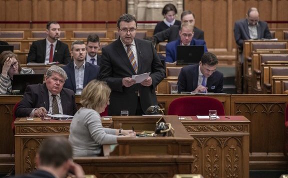 Forrás: mh palkovics ogy corvinus