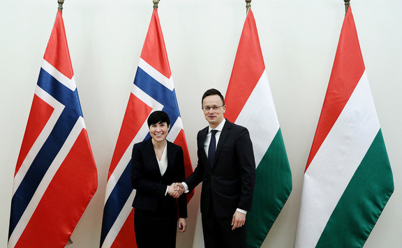 szijjártó norvég HR