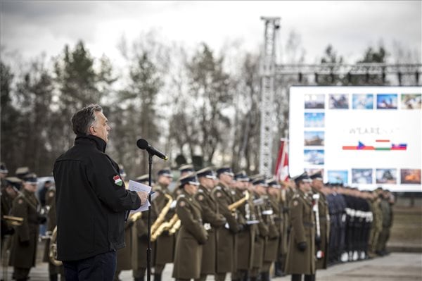 Orbán Varsó