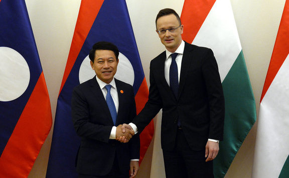 Szijjártó és a laoszi