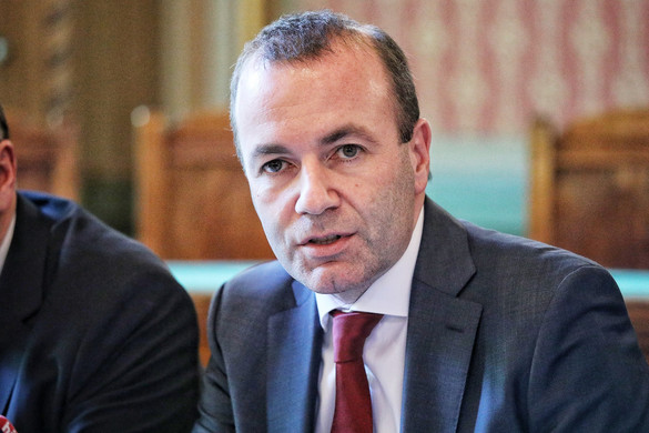 Weber erős és nagyvonalú Európát ígért kampányindító beszédében