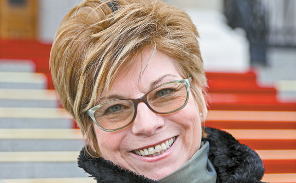 Szvorák-Katalin