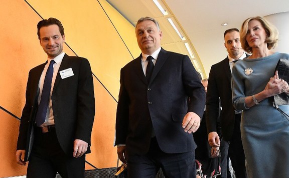 Forrás: mh orbán epp afp